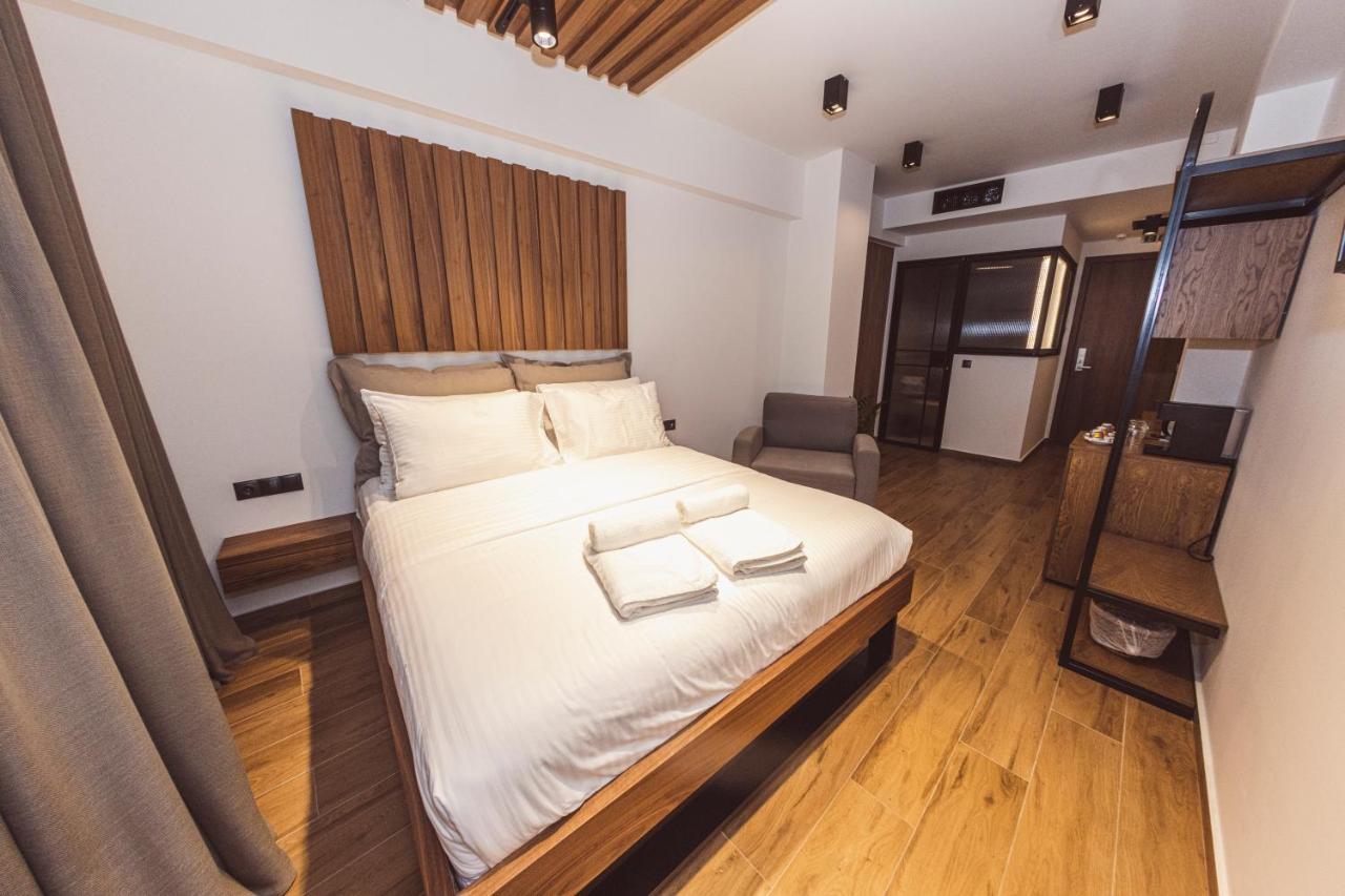 Centrally Elegant By Acropolis *