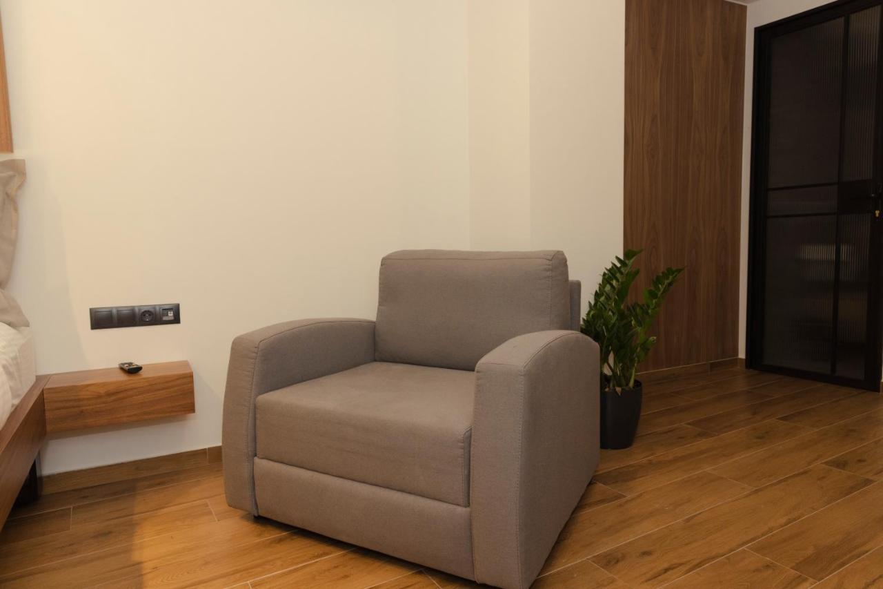 Centrally Elegant By Acropolis *